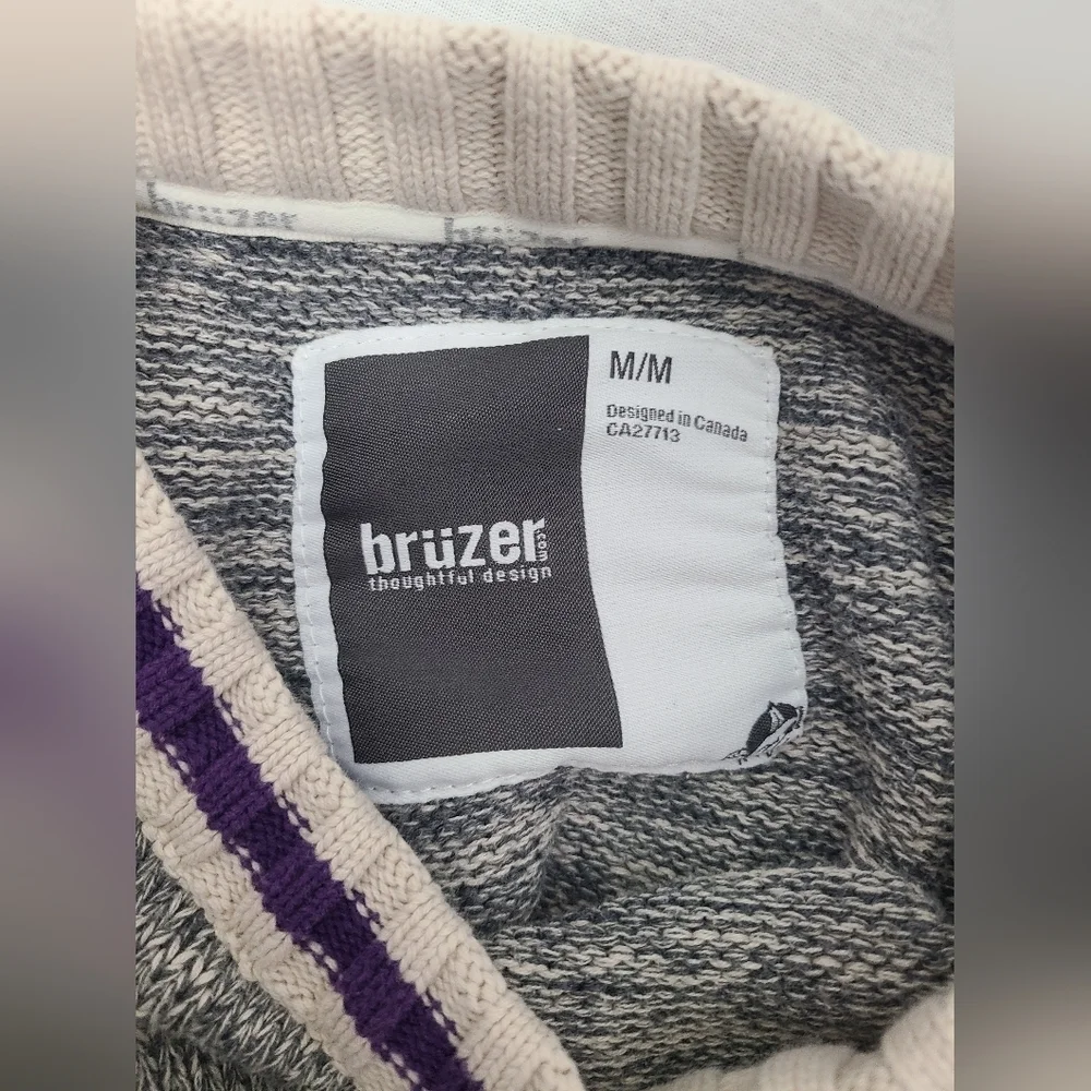 Wilfred Laurier University Canada Cabin Sweater Gray size medium womens - Picture 2 of 3
